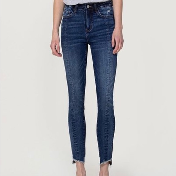 Nearly new Vervet jeans size 24. My daughter only wore them about 3 times ! - Picture 1 of 8